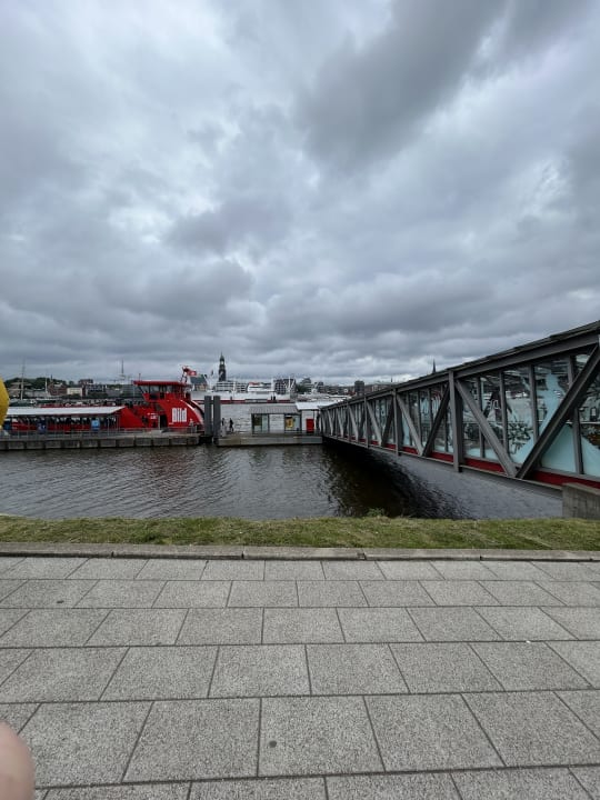 Außenansicht JUFA Hotel Hamburg HafenCity