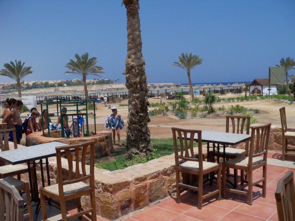 Vue de la plage Jaz Solaya