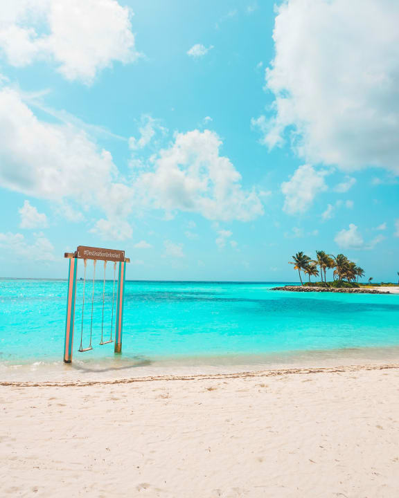 Strand Le Meridien Maldives Resort & Spa