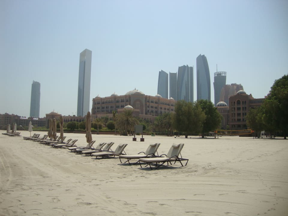Strand Emirates Palace Mandarin Oriental