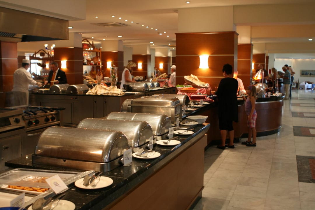 Abendbuffet Neptune Luxury Resort