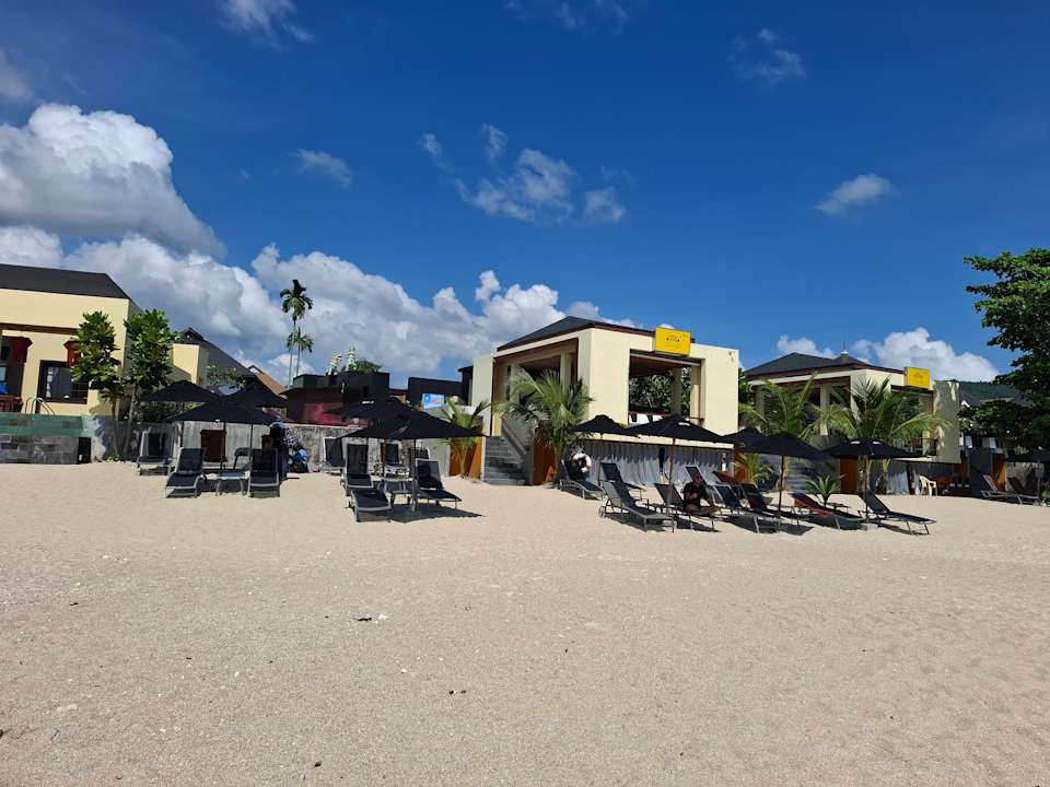 Strand Pavilion Samui Villas & Resort