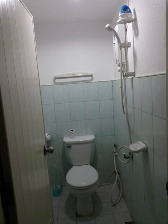 Unser Duschbad  Katuns Guesthouse