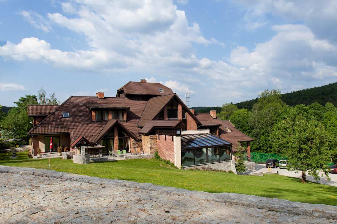 Rezydencja latem Rezydencja Spa & Wellness Nad Wodospadem