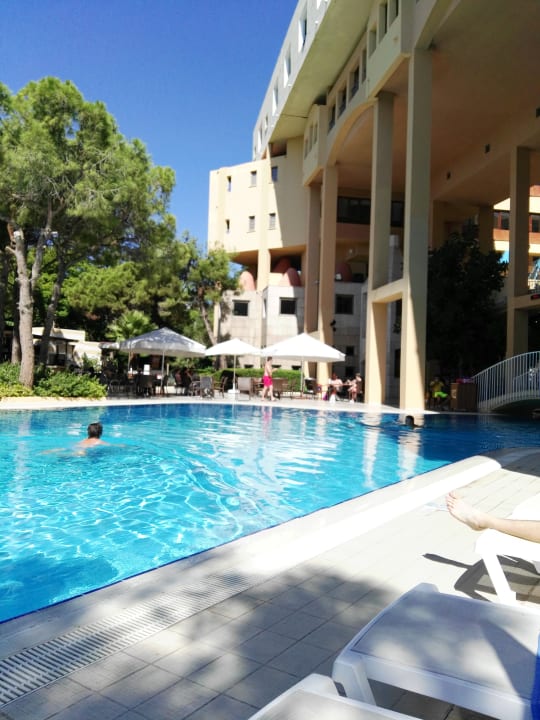 Lobby Asteria Collection Side