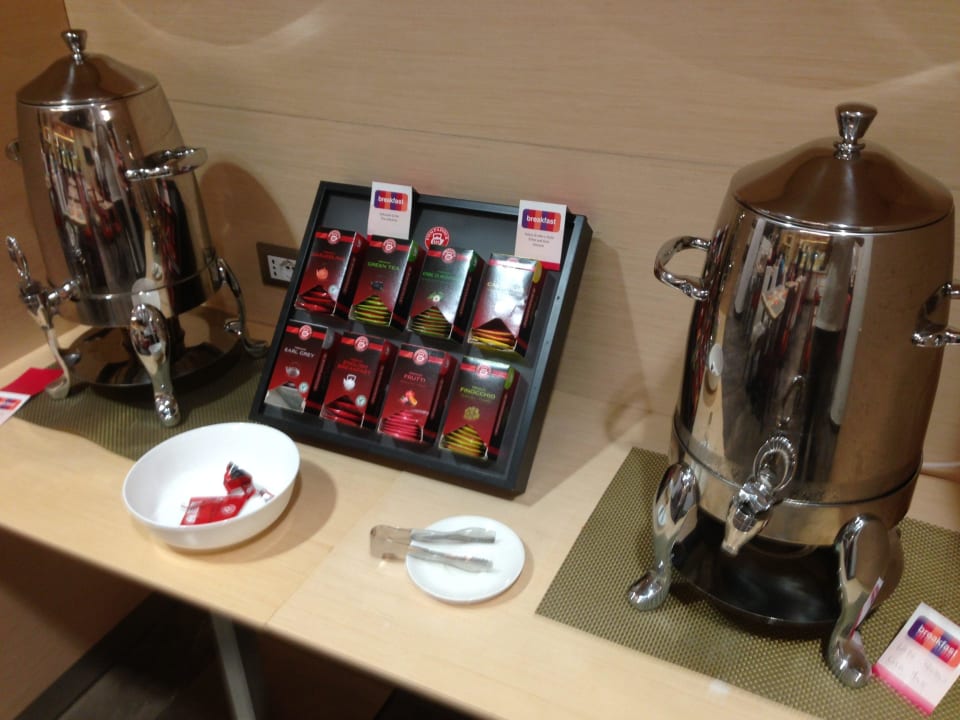 Frühstücksbuffet Hotel Ramada Plaza Milano