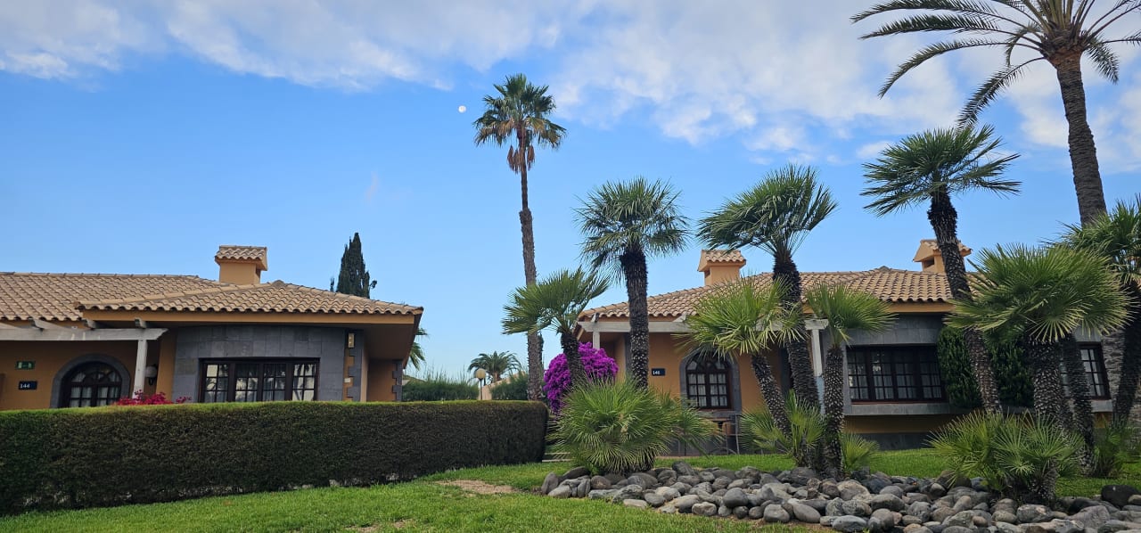 Außenansicht Suites & Villas by Dunas