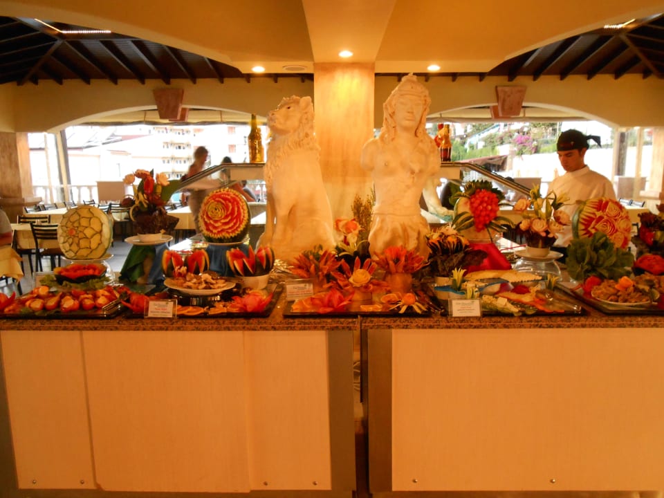 Kreatives Büffet Hotel Club Paradiso