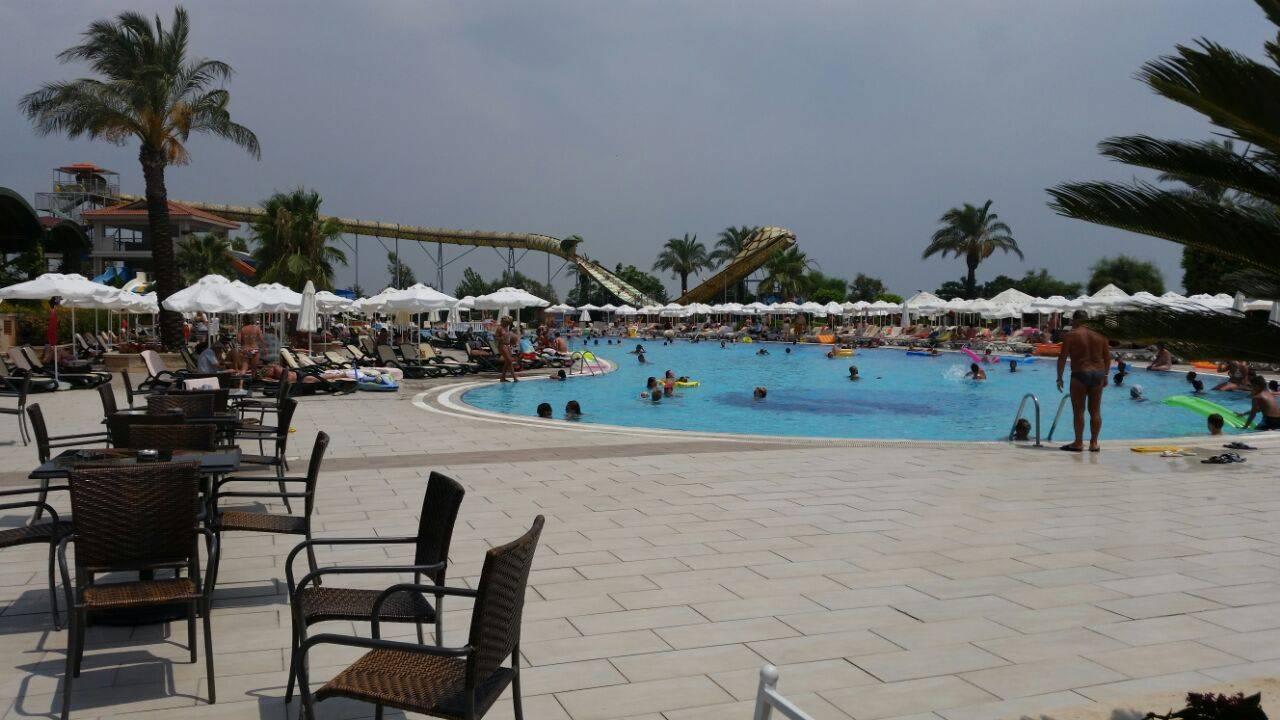 Pool Crystal Paraiso Aqua Collection