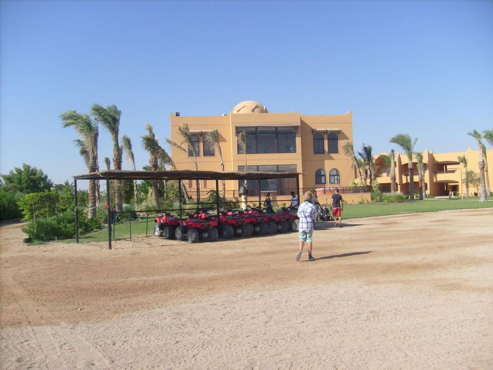 Quads am Hotel Stella Beach Resort & Spa Makadi Bay