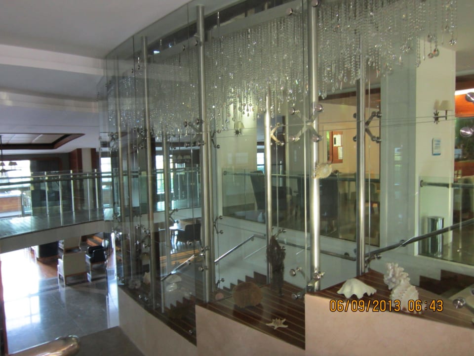 2013 Hotel Grand Side