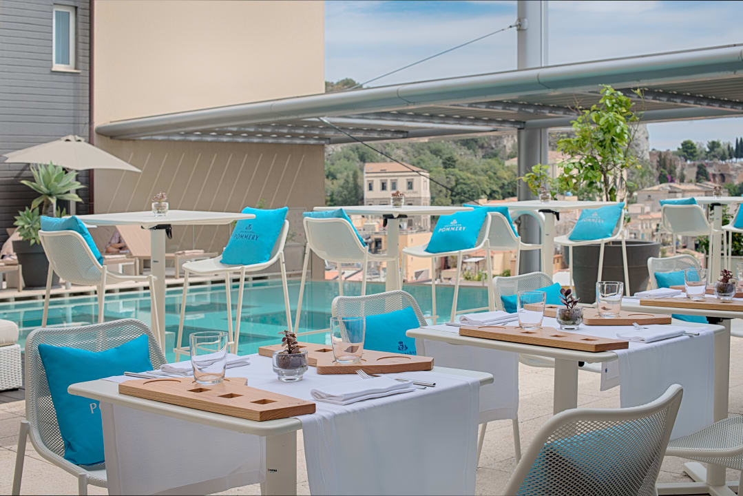 Pool NH Collection Taormina