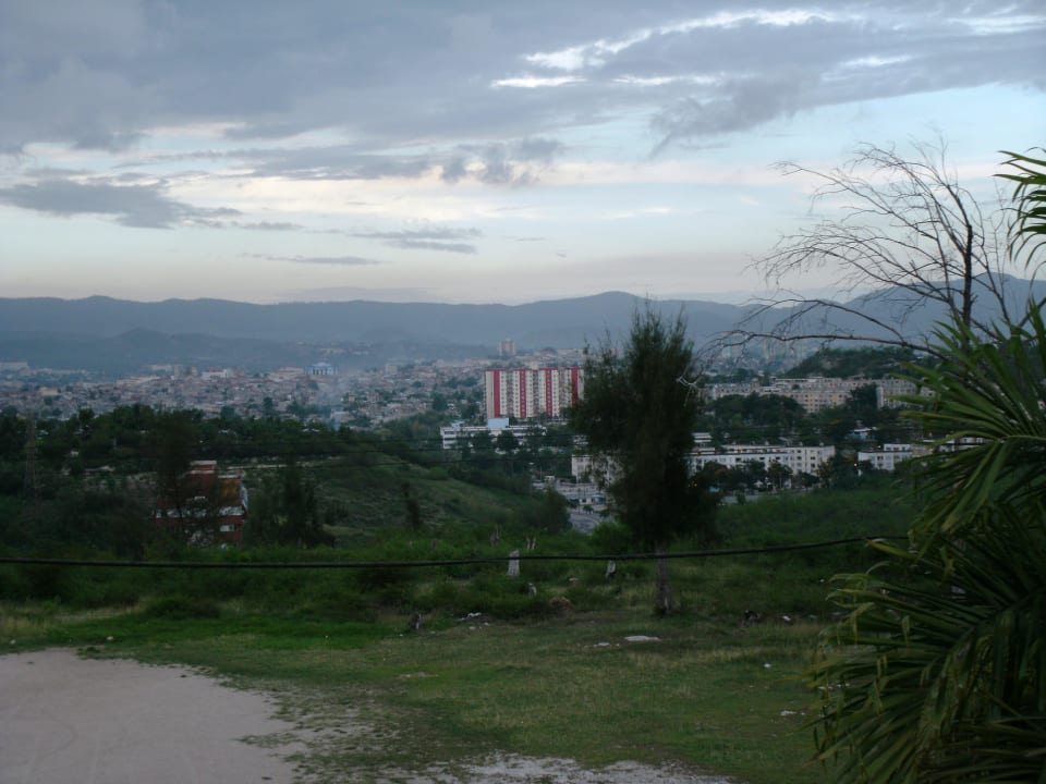 Blick auf Santiago Hotel Versalles