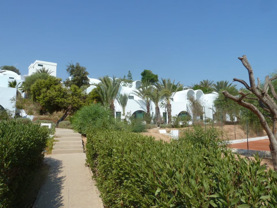 Gartenanlage und Zimmer/Bungalows Hotel Sangho Club Zarzis