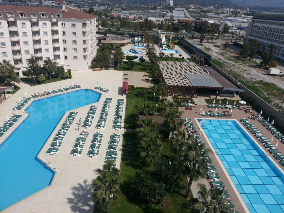 Blick aus dem 5. Stock Hotel Royal Garden Beach