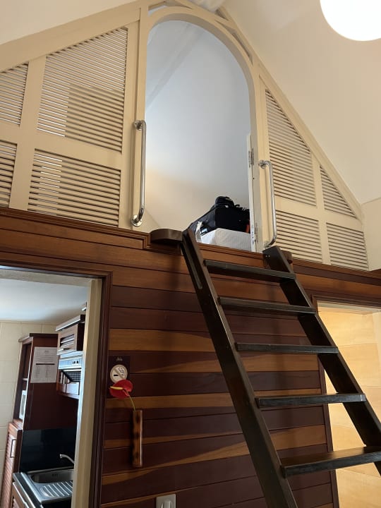 Zimmer Iloha Seaview Hotel