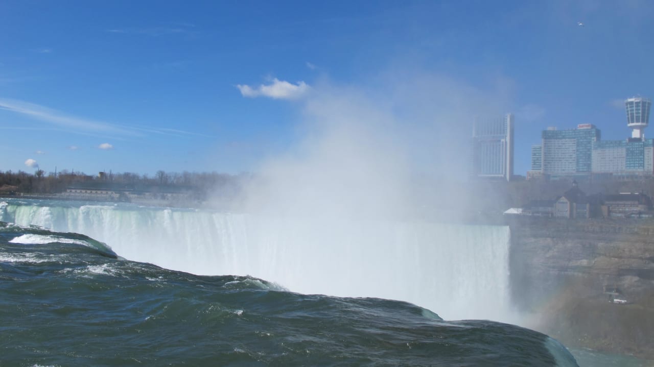 Niagarafälle mit Tower Hotel Tower Hotel at Fallsview