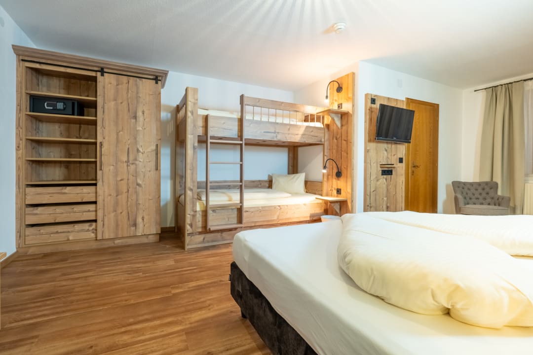 Zimmer Hotel Krone Tirol