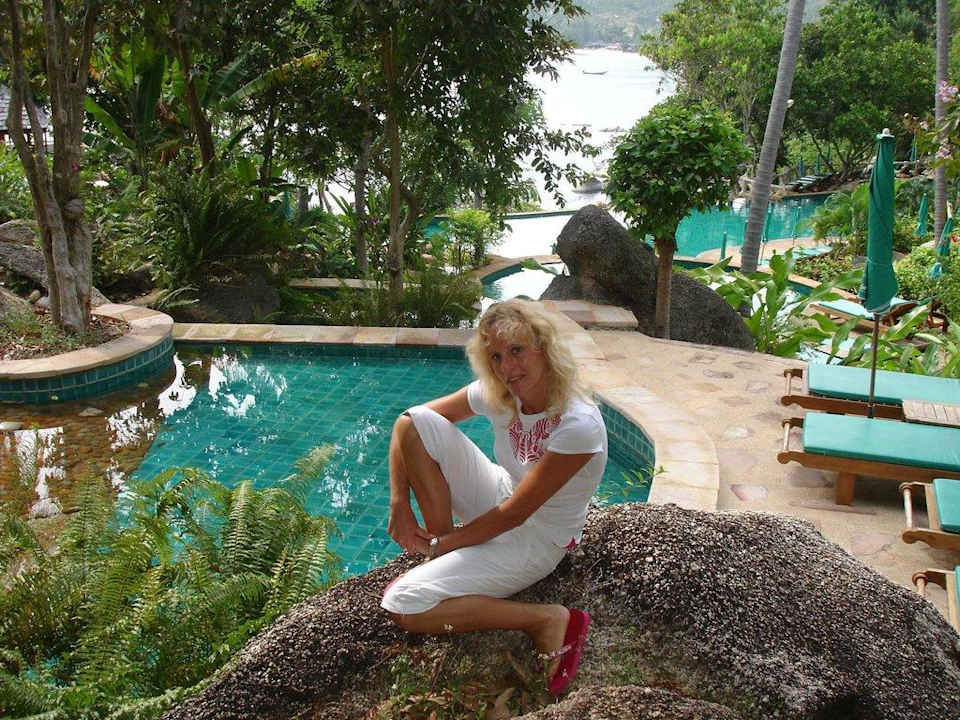 Blick vom oberen Pool bis zum Meer Panviman Resort Koh Phangan