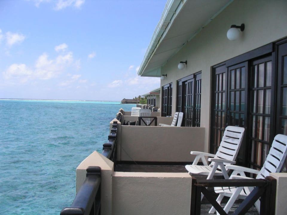 Blicke vom Balkon Summer Island Maldives