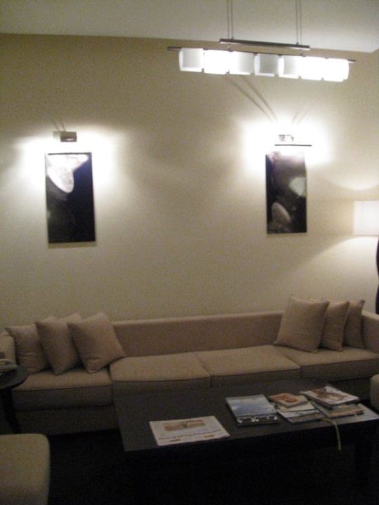 Eingangsbereich der Häuserblocks Hotel One to one The Village