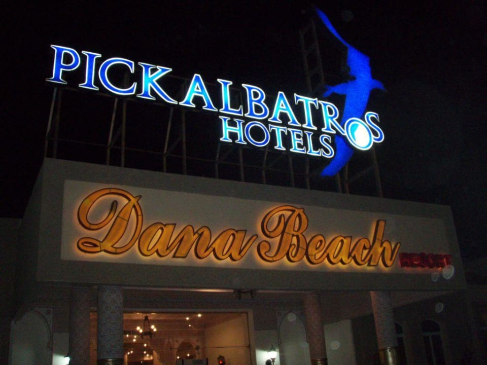 Außenansicht bei Nacht Pickalbatros Dana Beach Resort - Hurghada