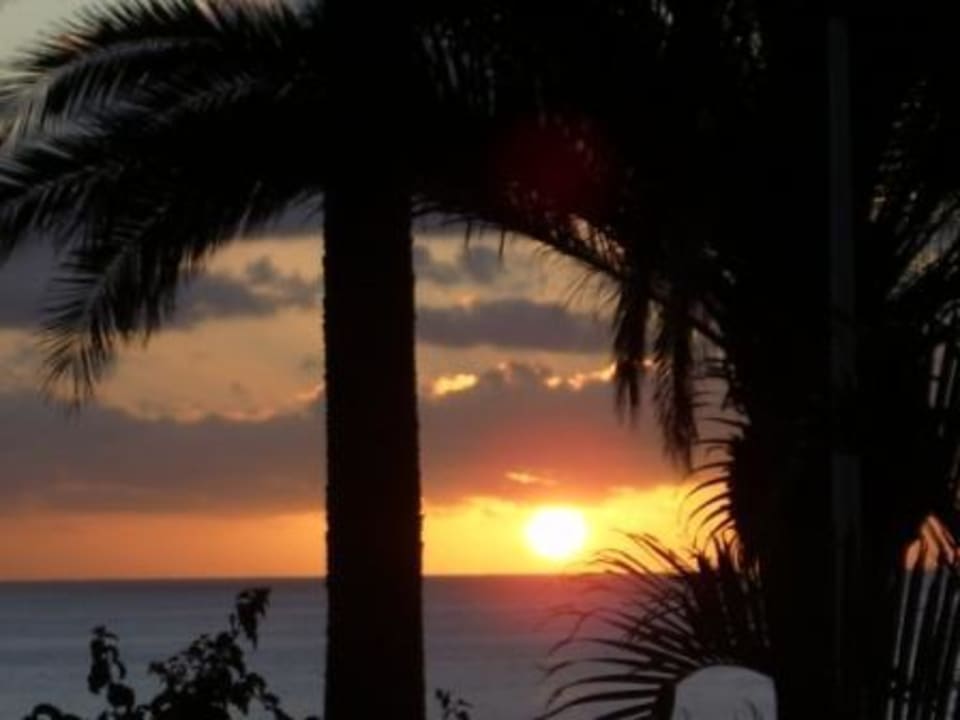 Sonnenuntergang Apartamentos Nogalera