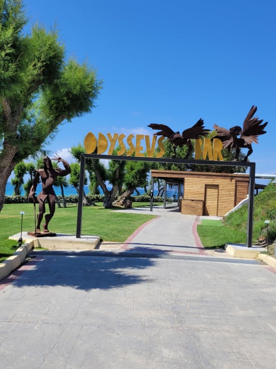 Strand Neptune Luxury Resort