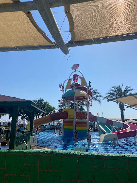 Pool Crystal Family Comfort Collection