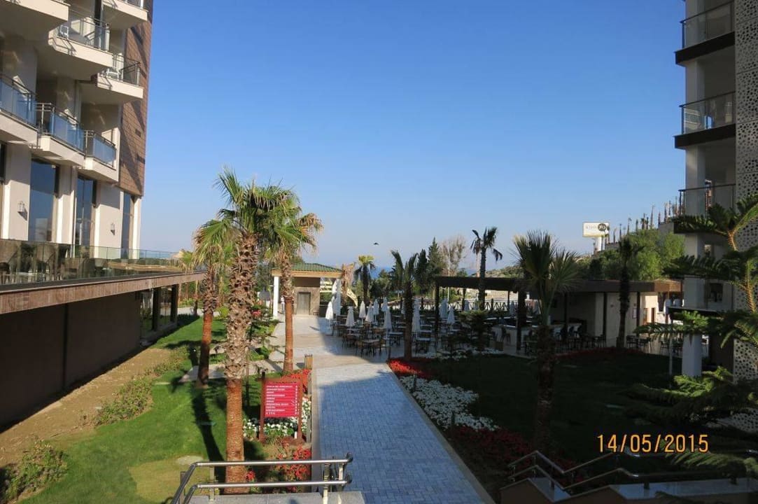 Blick zur Silencebar Ramada Resort Kusadasi & Golf
