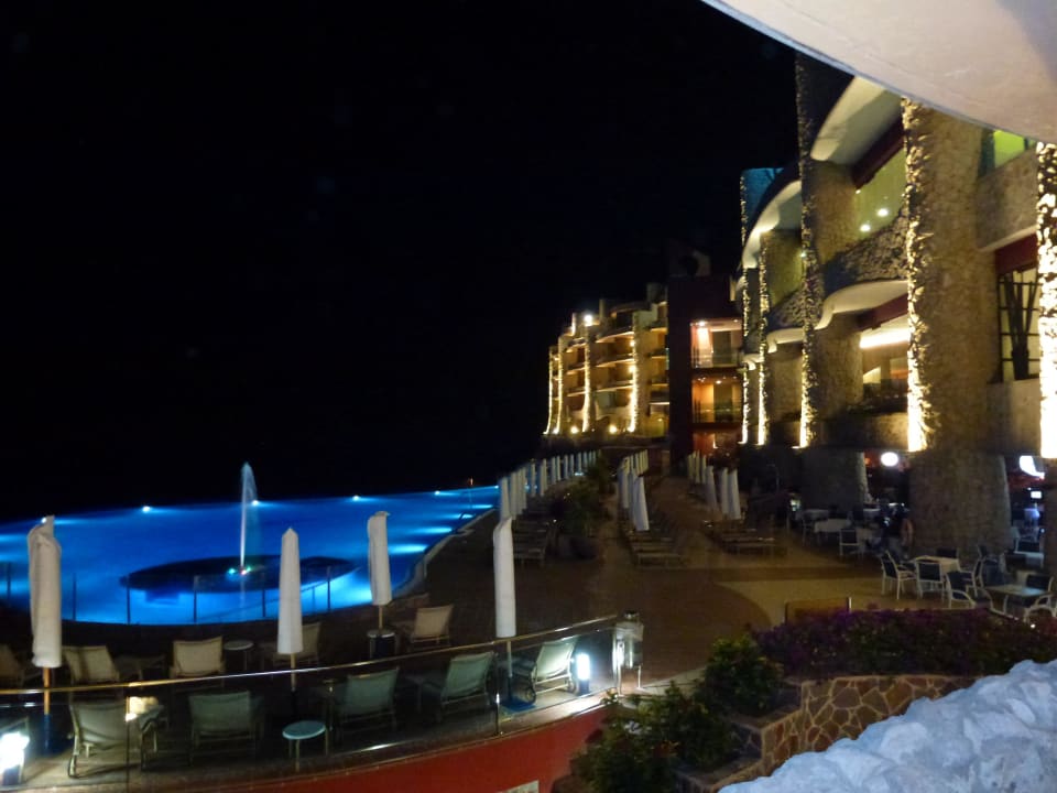 Gloria Palace Royal der Pool nachts Gloria Palace Royal Hotel & Spa