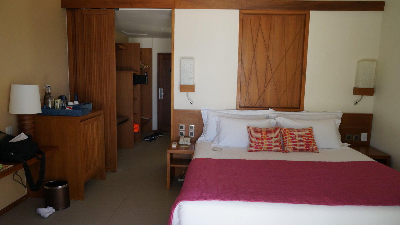 Beach Bungalow 110 Centara Ras Fushi Resort & Spa Maldives