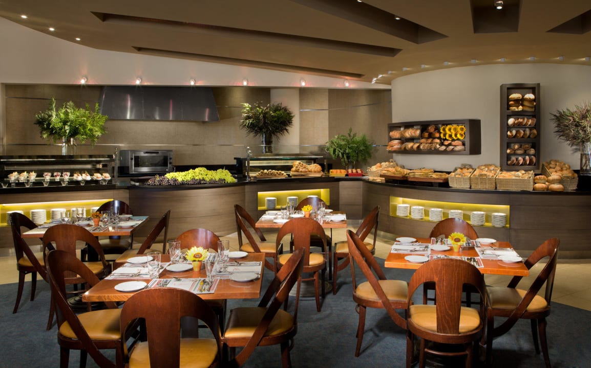 Dining room Hotel Dan Eilat