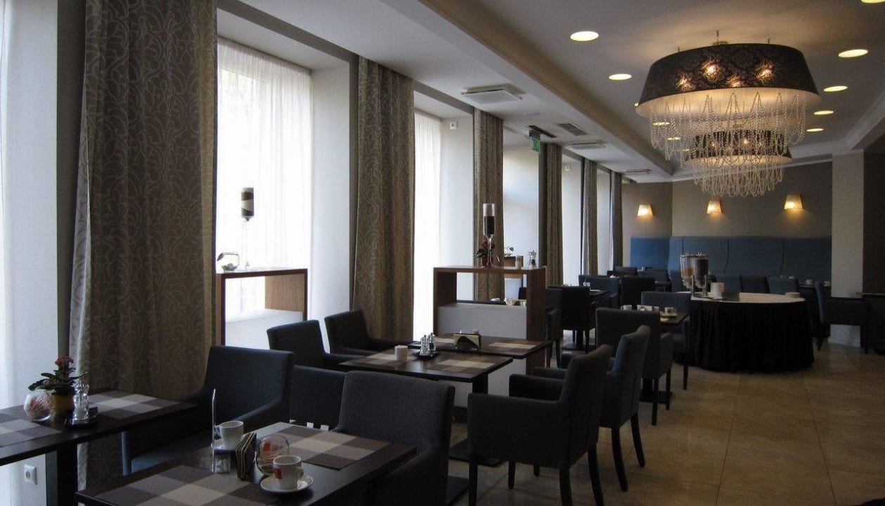 Breakfast restaurant Radisson Hotel Old Town Riga
