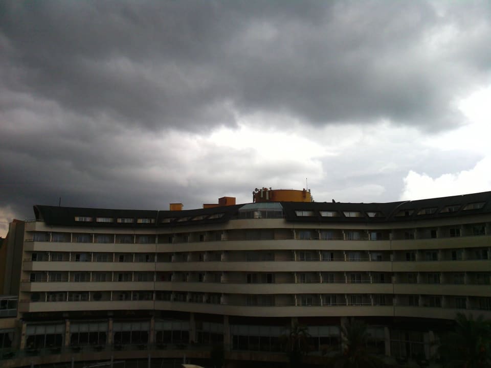 Der Himmel weint Alaiye Resort & Spa