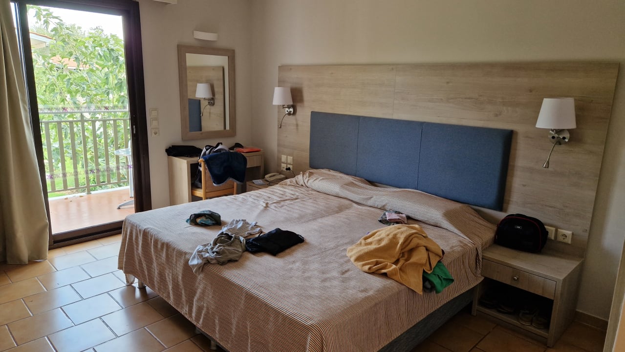 Zimmer Hotel & Bungalows Golden Coast