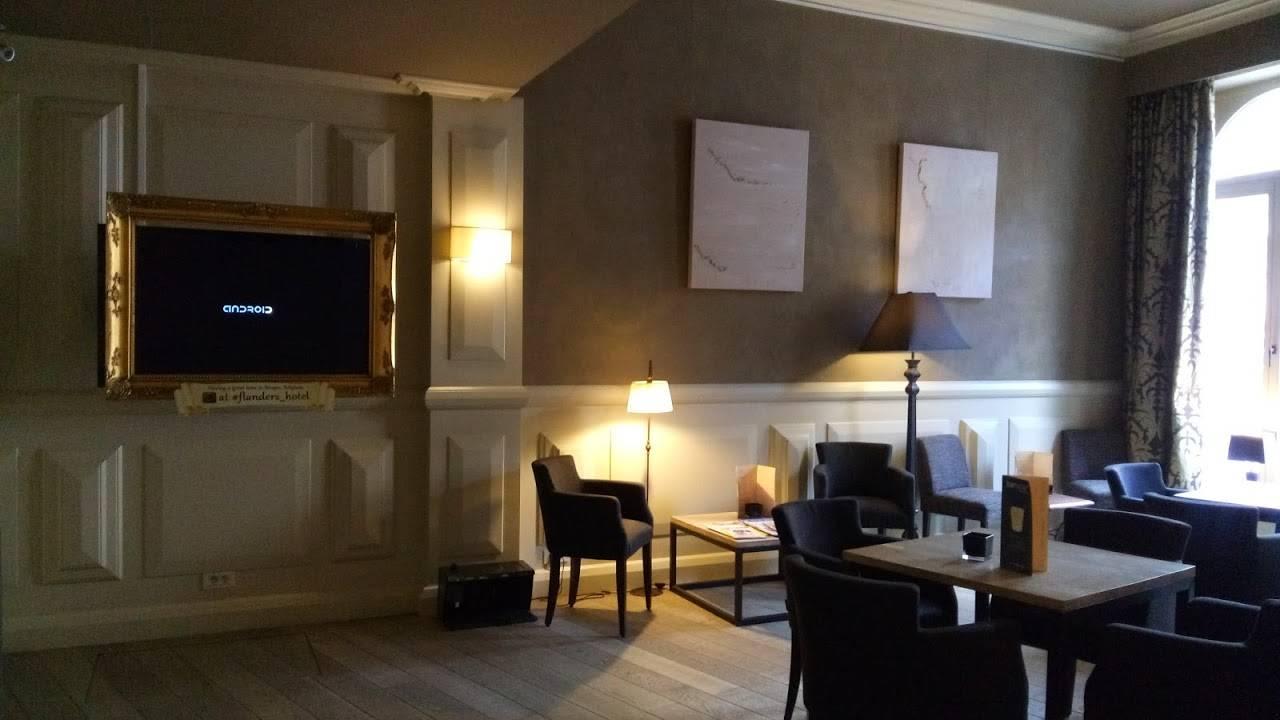 Aufenthaltsraum neben dem Eingang Hotel Flanders
