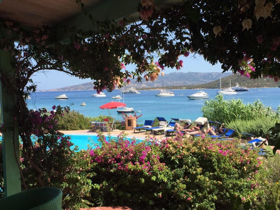 Blick von der Poolbar Park Hotel Cala di Lepre & Spa