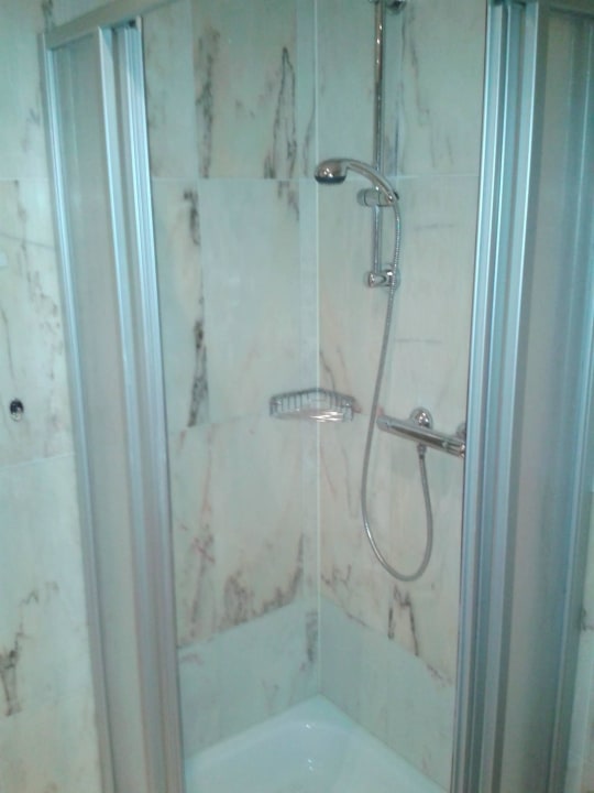 Dusche SEETELHOTEL Ostseeresidenz Bansin