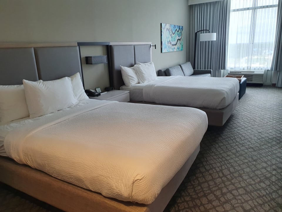 Zimmer SpringHill Suites by Marriott Panama City Beach Beachfront