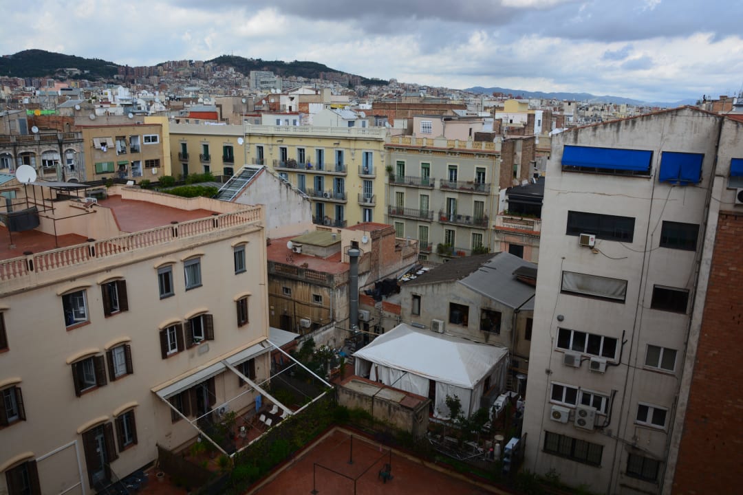 Widok z tarasu Hotel Residencia Universitaria Nikbor