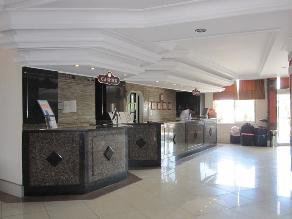 Rezeption  Side Alegria Hotel & Spa - Adults only +16