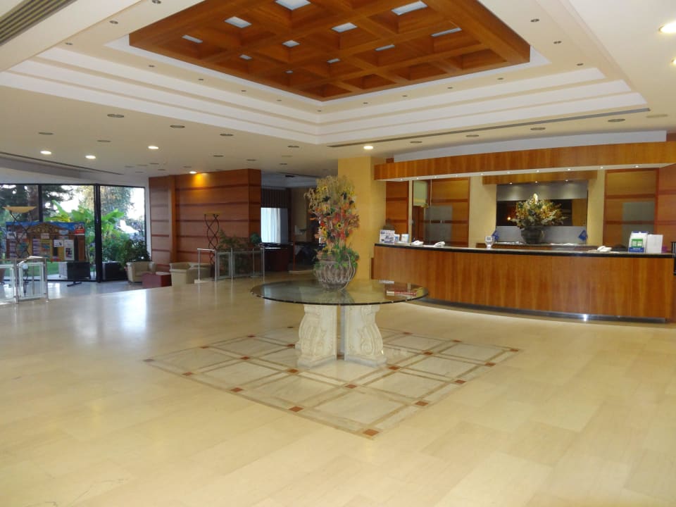 Rezeption und Ausgang zum Pool Hotel Calypso Beach