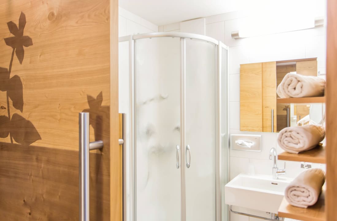 Badezimmer  Hotel Bacher Asitzstubn