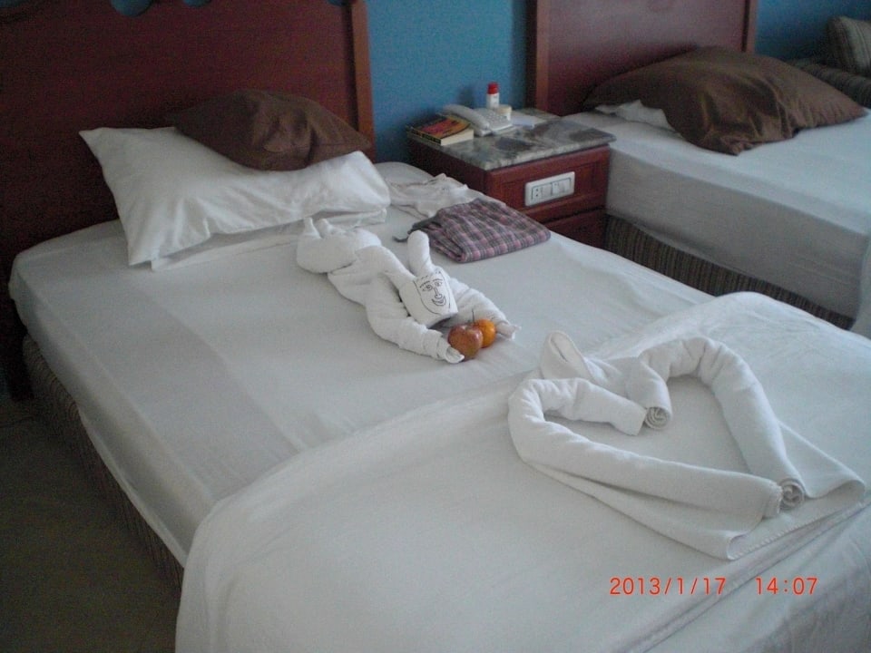 Zimmerservice gibt sich immer mühe  Titanic Beach Spa & Aqua Park