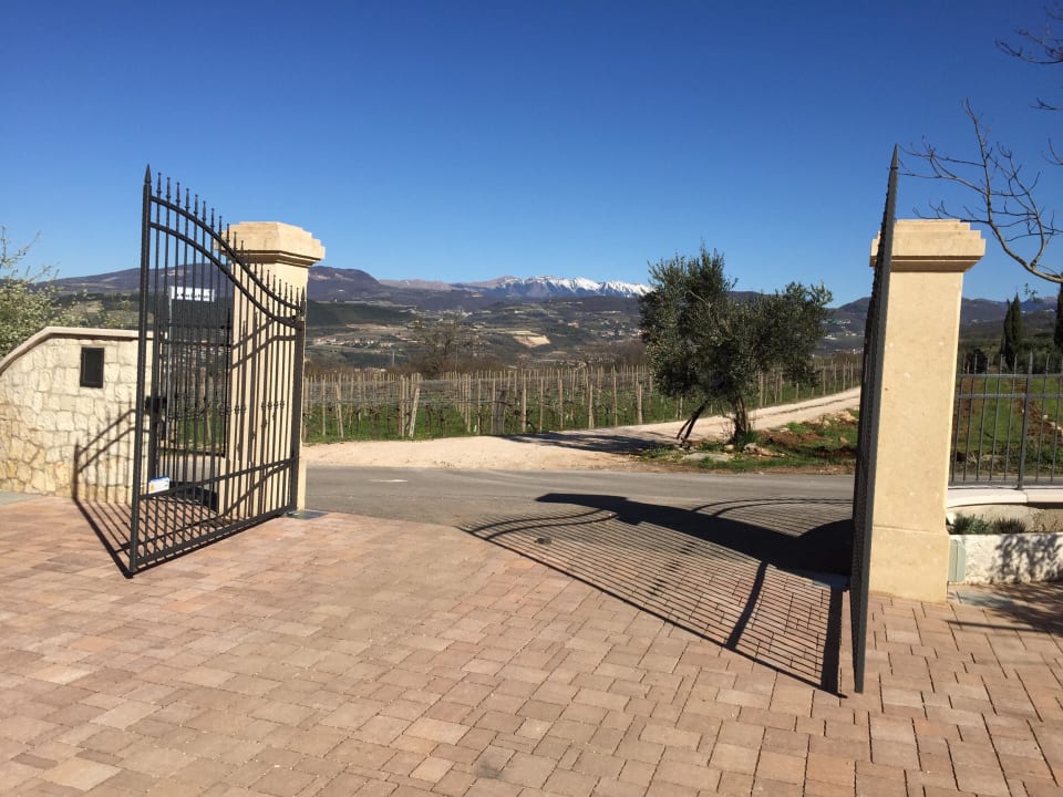 Einfahrt Canova L'Agriturismo