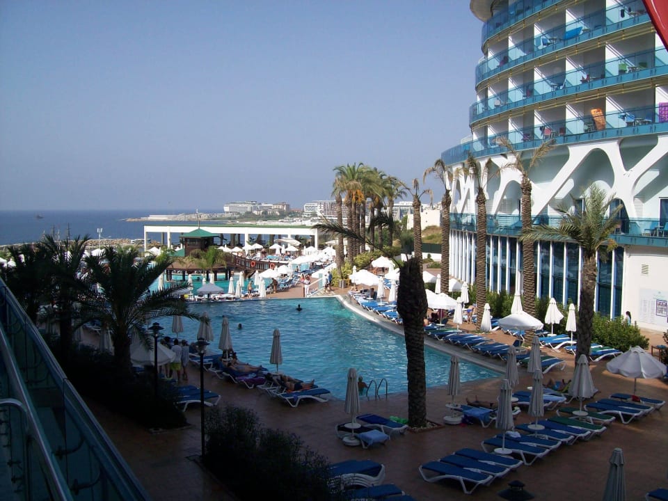 С моего балкона  Vikingen Infinity Resort & Spa