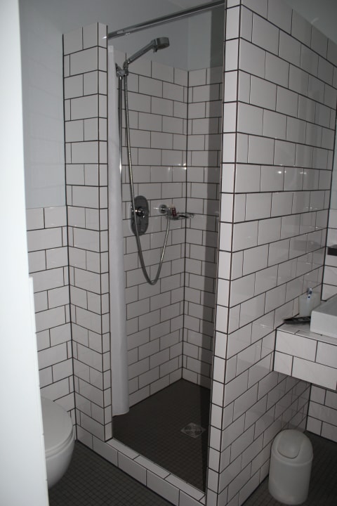 Dusche Ku' Damm 101 Hotel
