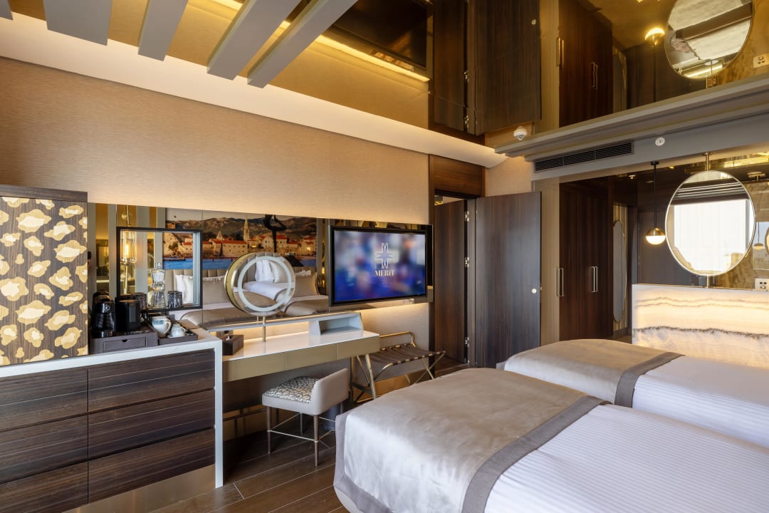 Zimmer Merit Starlit Hotel & Residences