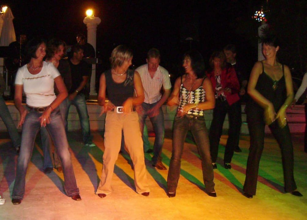 Clubtanz Green Max Hotel